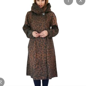 Mycra Pac Donatella Leopard Print Hooded Rain Coat